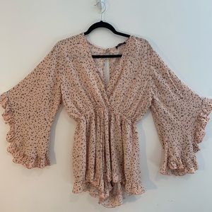 Meek Womens Large Bell Sleeves Romper Ruffled Sleeves and Shorts Vneck Casual.